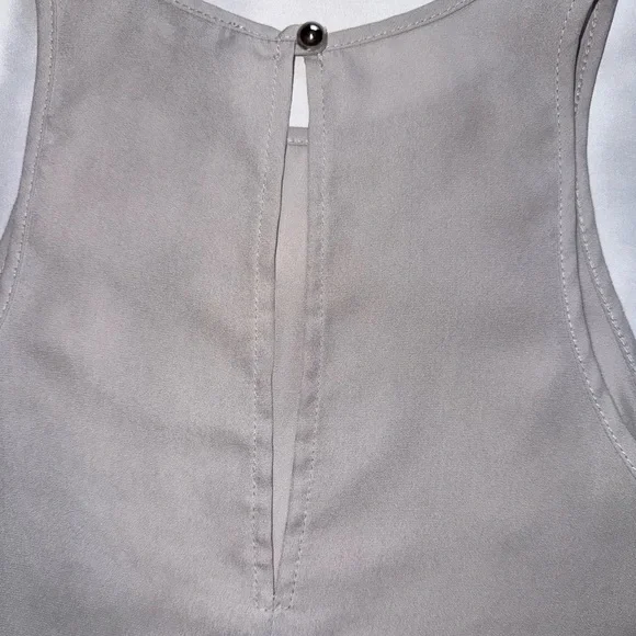 Lulu's Chic Gray Tank Top Size Small - Picture 5 of 5